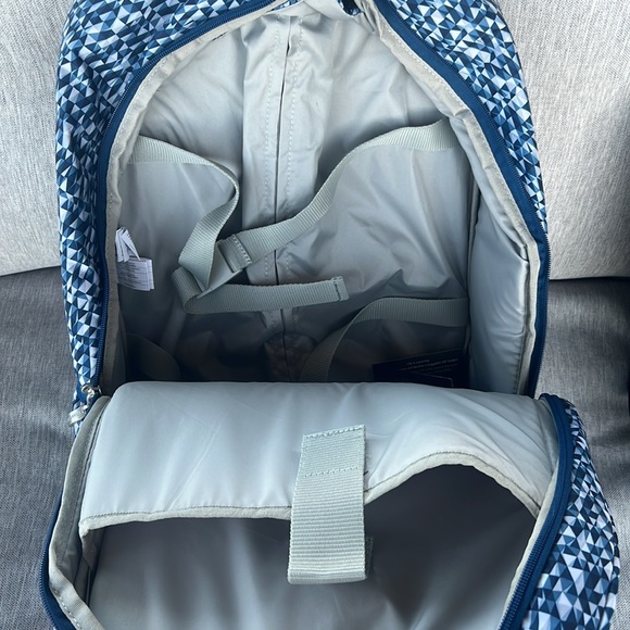 Baggallini Wheeled Laptop Backpack - NEW - Picture 4 of 12